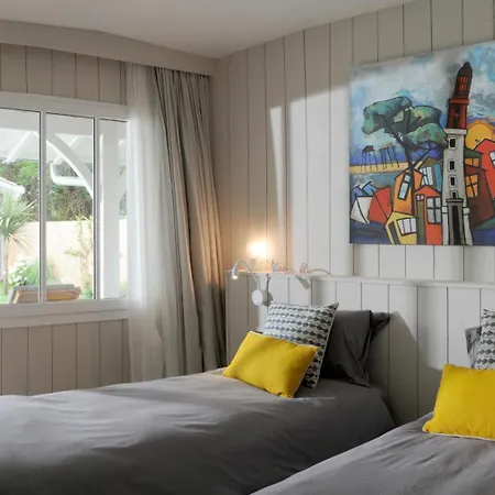 La Aux Oiseaux فيلة *